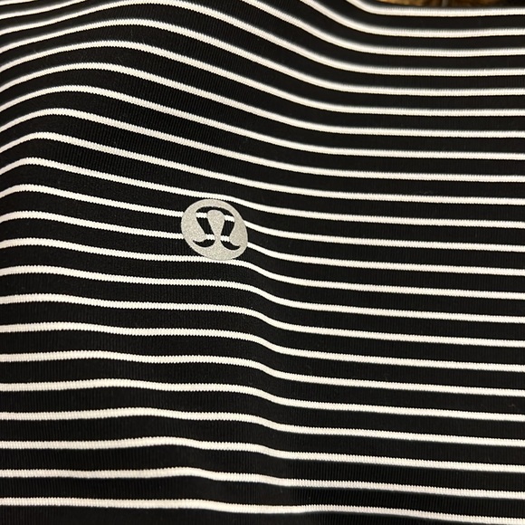 NWT Lululemon workout pants - Picture 5 of 5